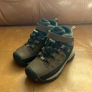 Keen Size 8 Toddler Boots